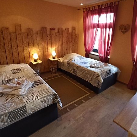 Haus Oberkassel Hotel Bonn Kültér fotó